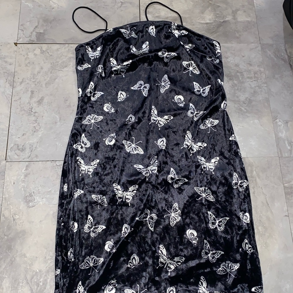 Size large Medium women black white butterfly dress velvet brand new never worn